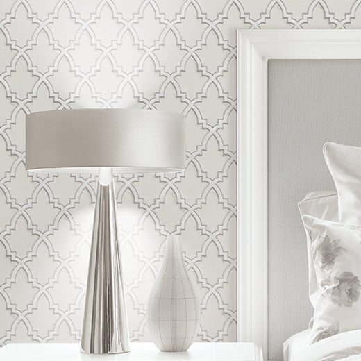 Lattice Elegance Arabesque Charm Wallpaper